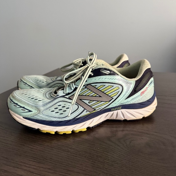 New Balance Women’s Shoes 9,5 Ozone Blue/Lime Glo 860v7 Trail Running W860WB7 - Picture 1 of 9